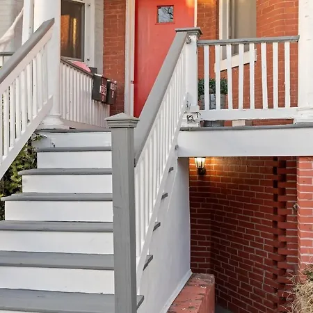Entire 1-Br Apt In Noma Eckington Washington Extérieur photo