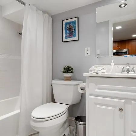 Entire 1-Br Apt In Noma Eckington Washington Extérieur photo