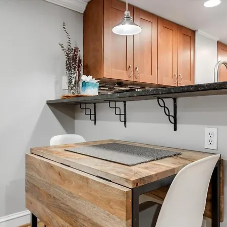 Entire 1-Br Apt In Noma Eckington Washington Extérieur photo